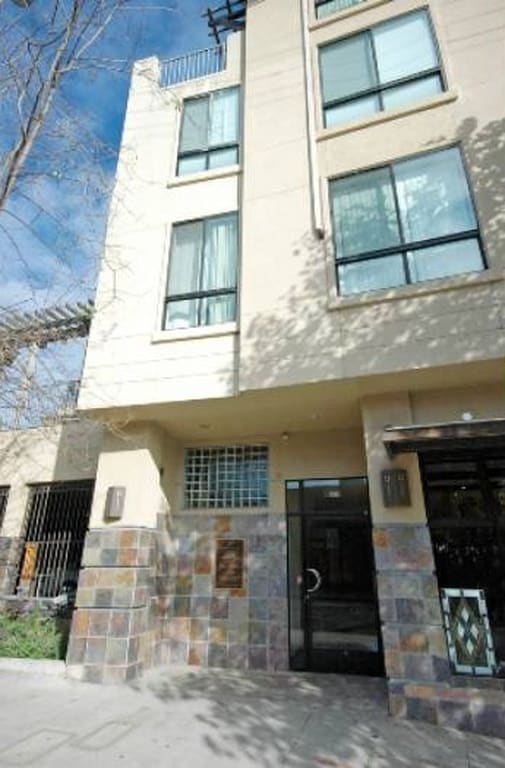 Entry to Building - 1801 University Ave