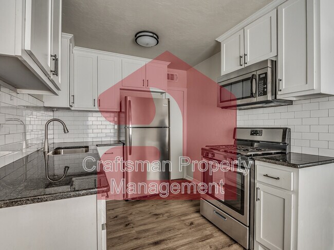 Building Photo - 704 NW 92nd St