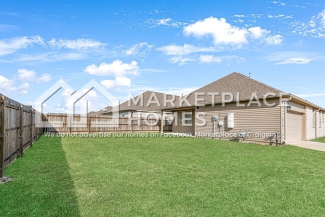 Building Photo - 4377 Marais River Dr