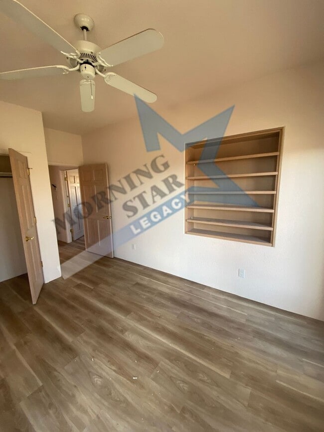 Building Photo - VIEWS!!  Spacious home in Picacho Hills!