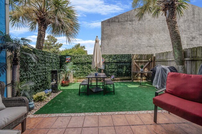 Building Photo - 4123 Cobia St