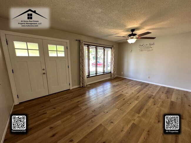 Building Photo - 402 Douglas Blvd