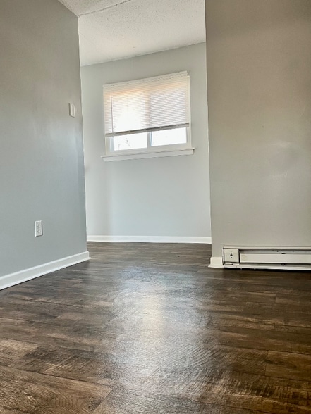 Building Photo - 143 Hendricks Blvd