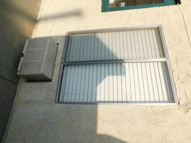 Building Photo - 101 W Olive Ave