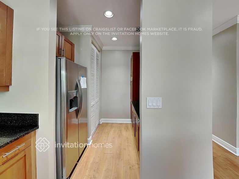 Building Photo - 414 Olssen Ave