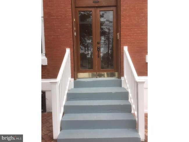 Building Photo - 3711 Lancaster Ave