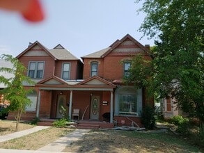 Building Photo - 210 Jackson St