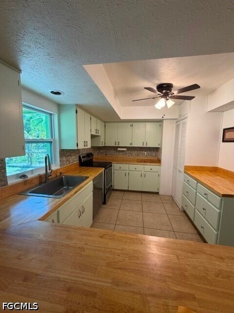 Building Photo - 922 SE 26th Terrace