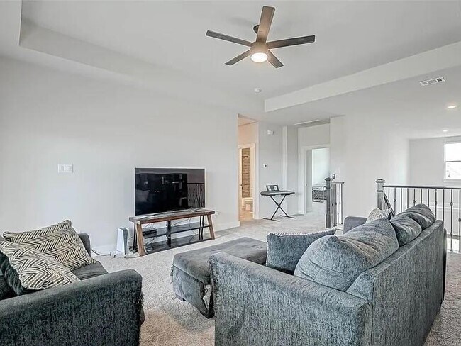 Building Photo - 216 Waterstone Dr