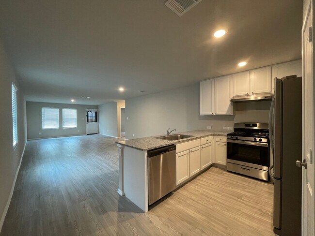 Building Photo - Single family home for rent
