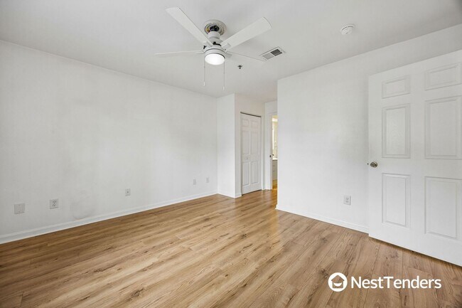 Building Photo - 31255 Paradise Cmns