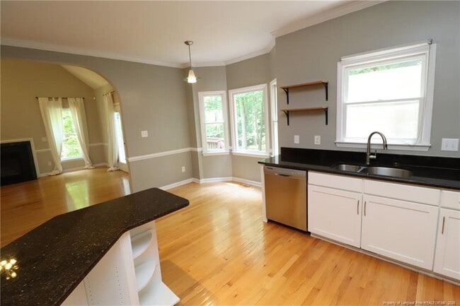 Building Photo - 109 Candy Apple Ct