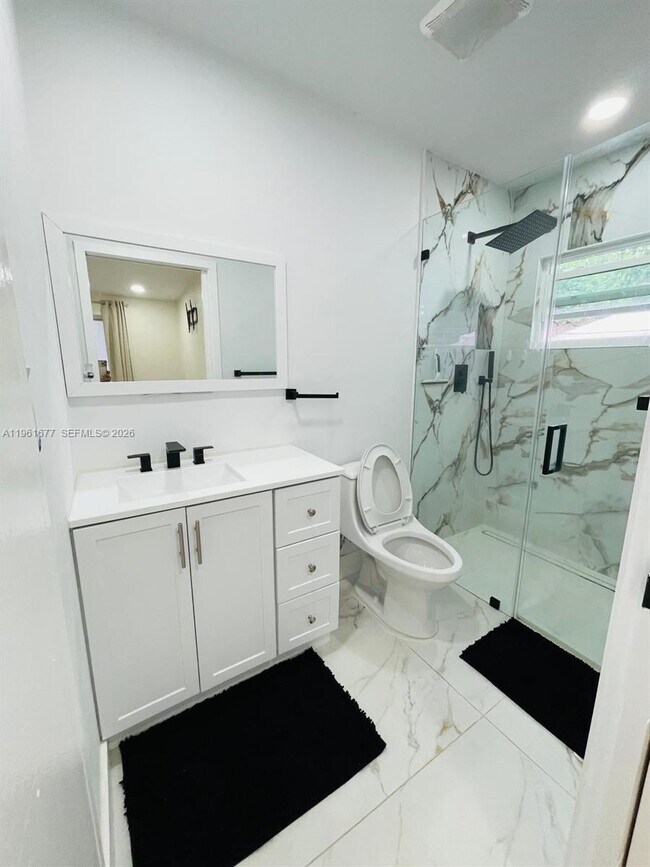 Building Photo - 230 NW 127th St