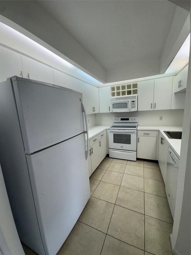 Building Photo - 300 SW 130th Terrace