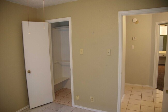 Building Photo - 8015 Forest Ash