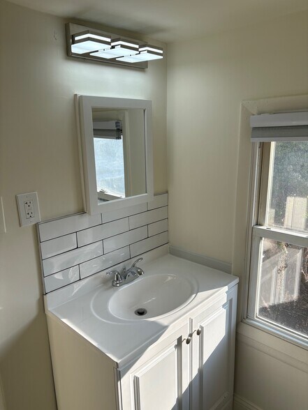 bathroom - 12 N Main St