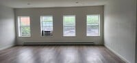 Building Photo - 668 Snediker Ave