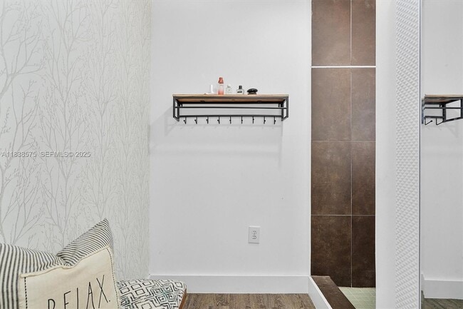 Building Photo - 266 NE 117th St