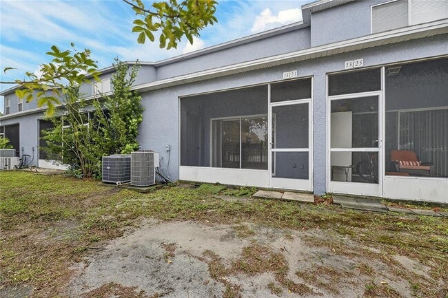 Building Photo - 13123 Kings Crossing Dr