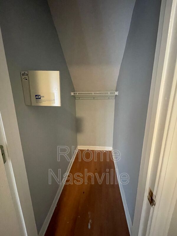 Building Photo - 1508 Chestnut Oak Dr