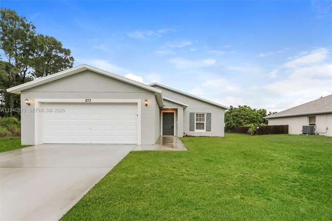 Building Photo - 873 SW Saltonstall Terrace