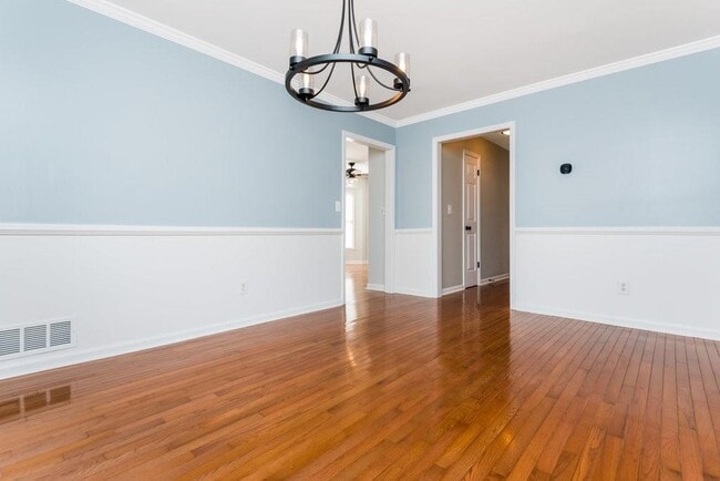 Building Photo - 1200 Defoor Ct NW