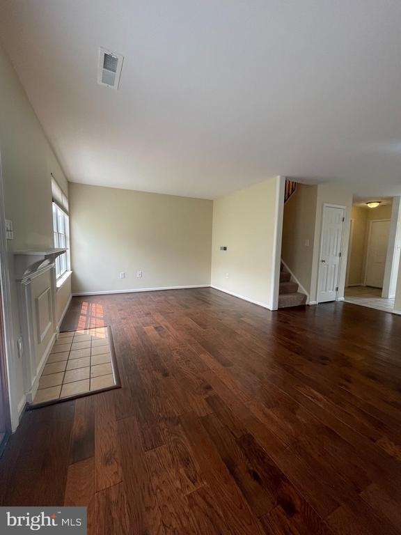 Building Photo - 405 Windsor Ridge Ct