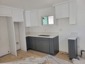 Building Photo - 2718 Malabar St