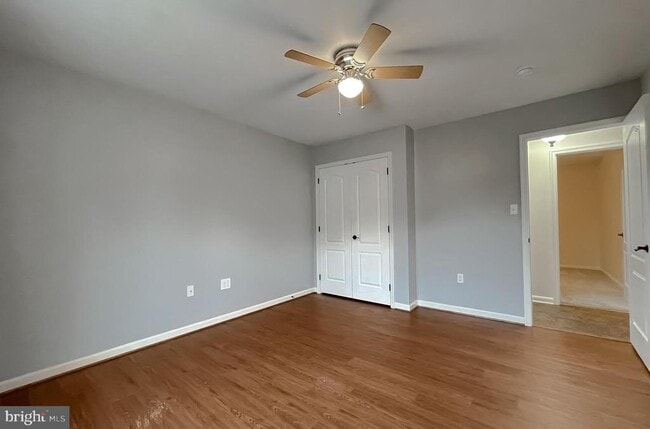 Building Photo - 46230 Sylvan Ct