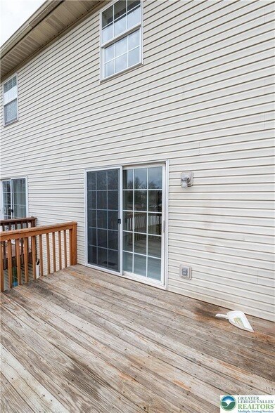 Building Photo - 48 Olde Penn Dr