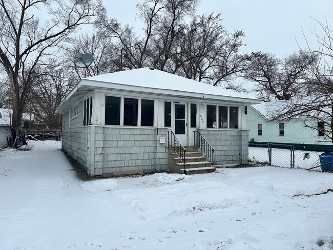 Primary Photo - Three Bedroom Home in Muskegon