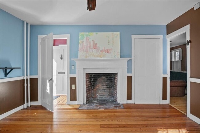 Building Photo - 26 Perry St