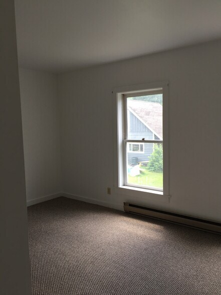 Building Photo - 7 High St