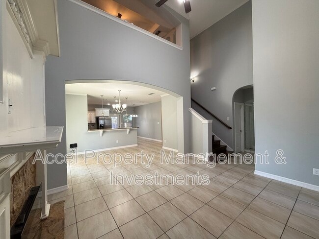 Building Photo - 1402 Mulberry Dr