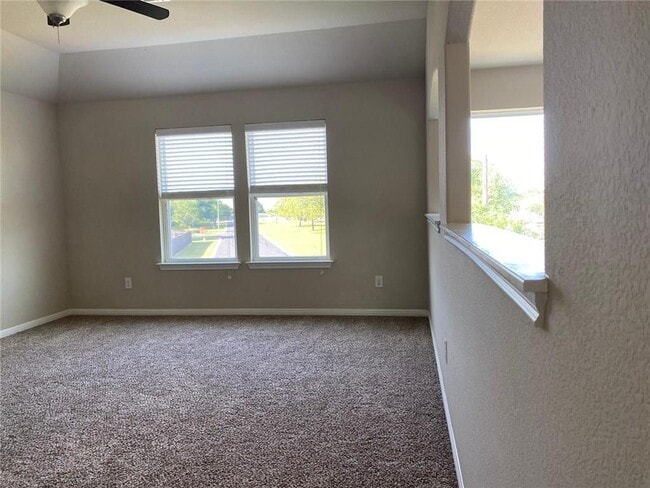 Building Photo - 159 Plantain Dr