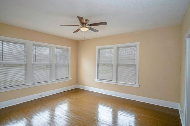 Building Photo - 1101 Gibbs St