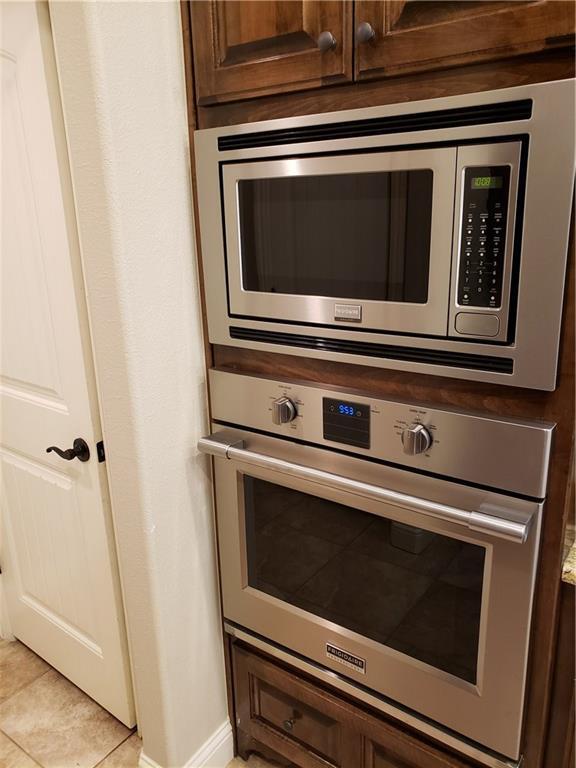 Building Photo - 4001 SW Rhinestone Blvd