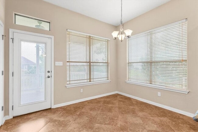 Building Photo - 105 Keo Keo Dr