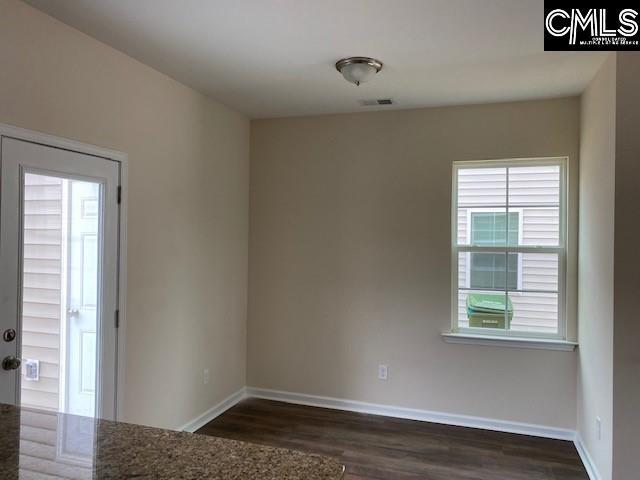 Building Photo - 221 Bluewing Dr