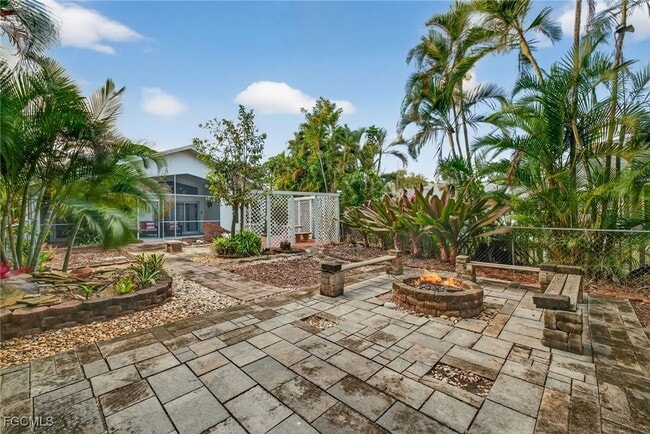 Building Photo - 18015 Horseshoe Bay Cir