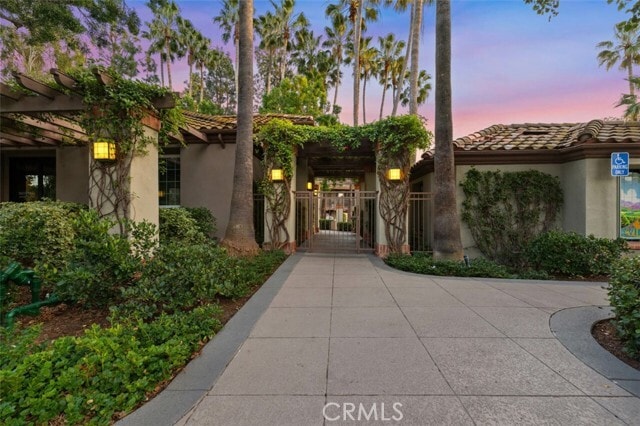 Building Photo - 2800 Keller Dr