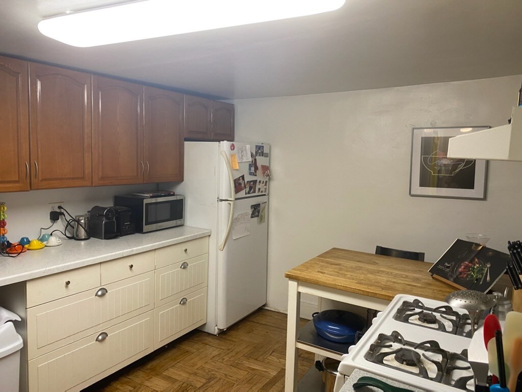 Kitchen - 587 Lorimer St