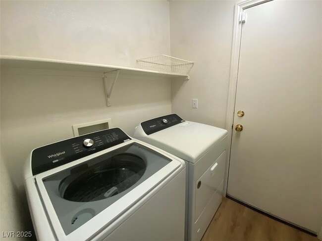 Building Photo - 3322 Palio Ave
