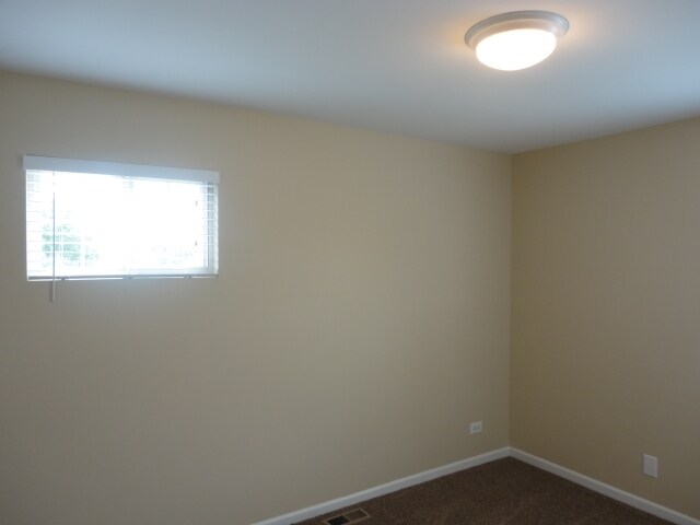 Building Photo - 558 Alcott Ln