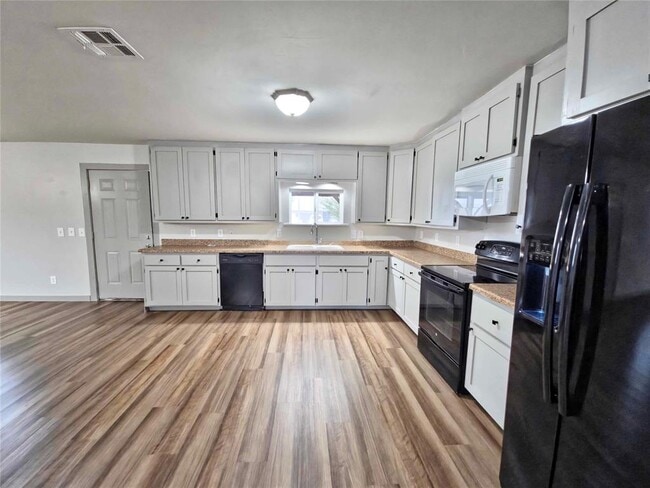 Building Photo - 2750 Cobalt Ct NW