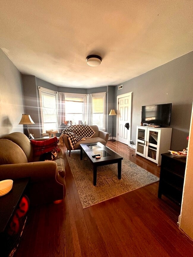 Building Photo - 1817 S Peoria St