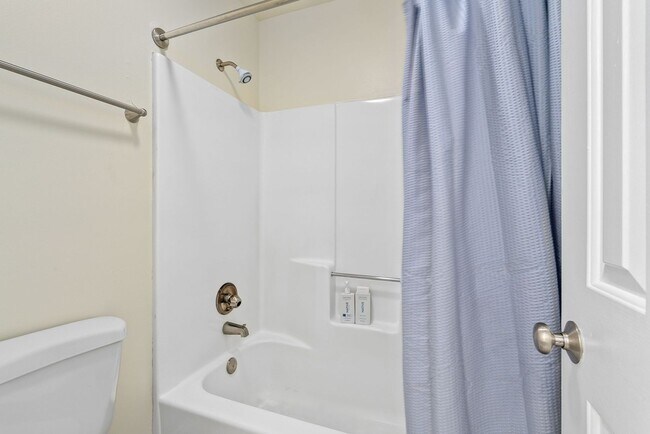 Building Photo - 121 Wright St