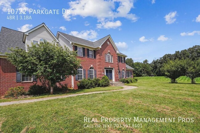 Building Photo - 10722 Parkgate Dr