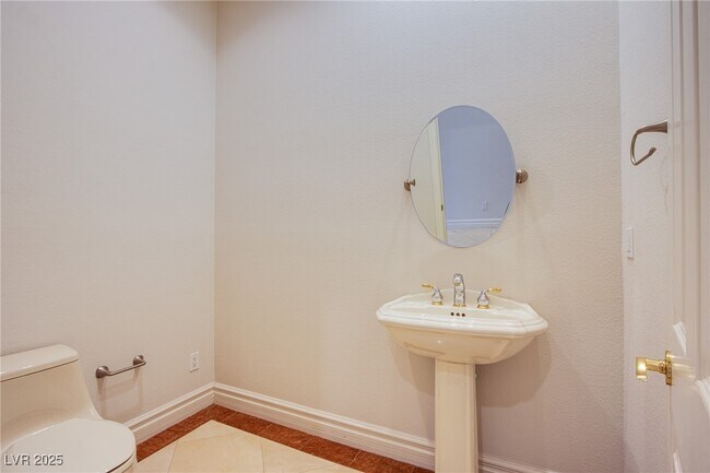 Building Photo - 2258 Green Mountain Ct