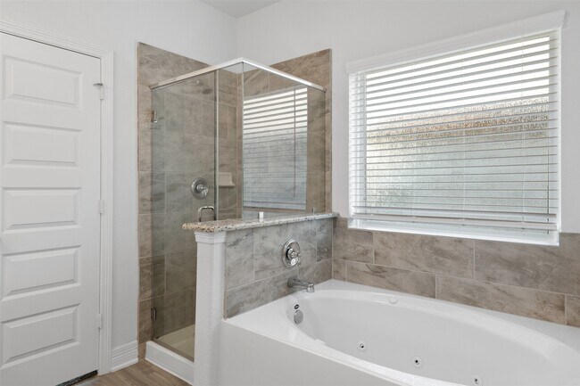 Building Photo - 3307 Avary River Ln